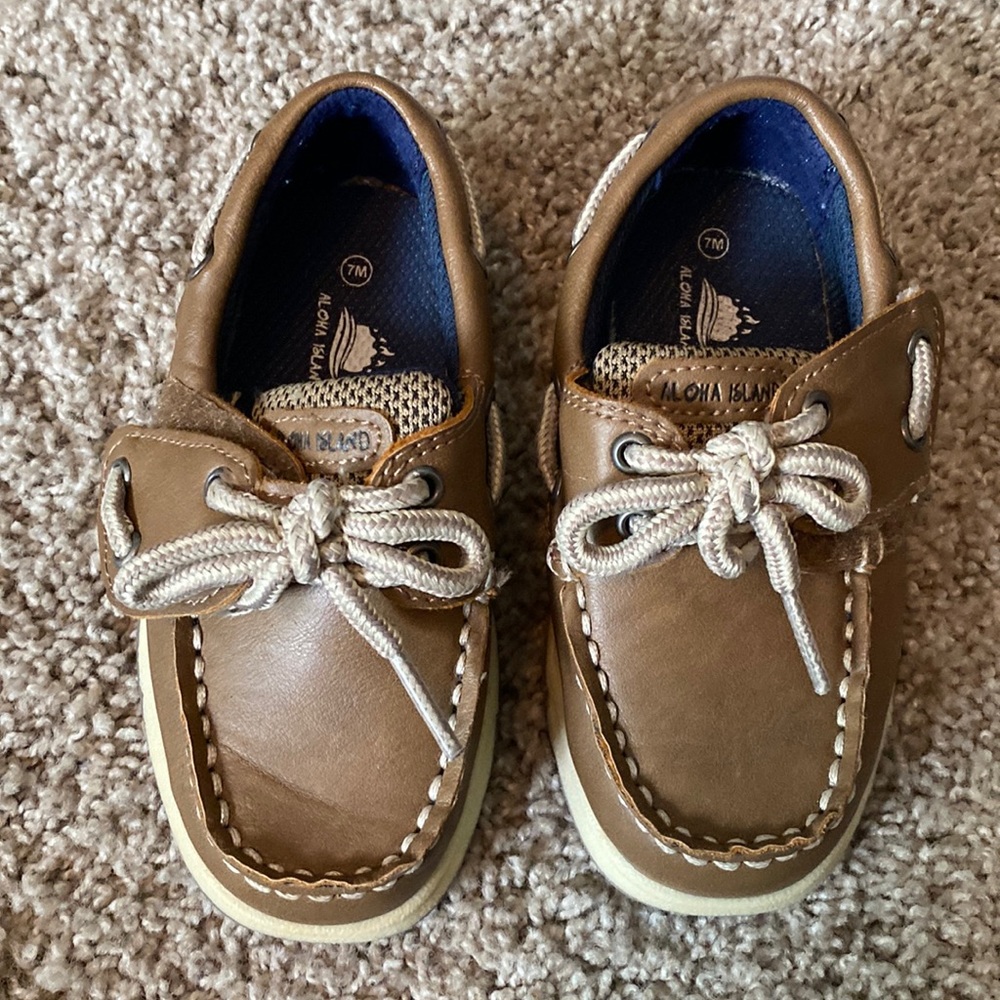 Toddler boat shoes